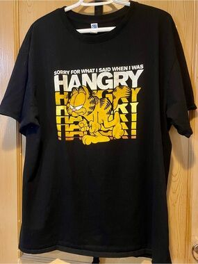 Garfield 'Hangry' Graphic Tee - Black